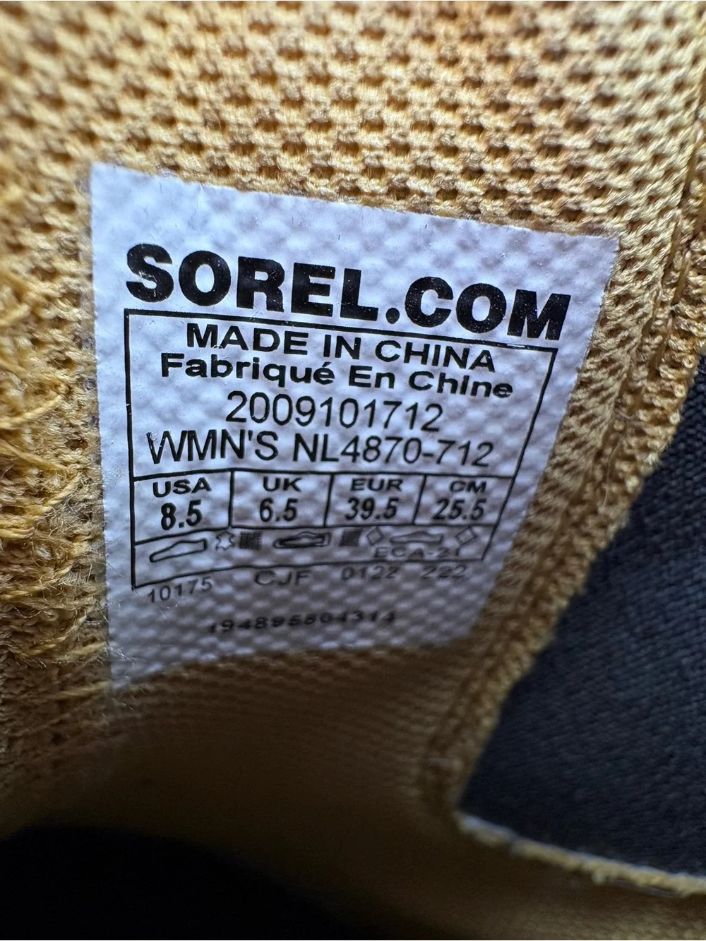 Sorel | Hi-Line Chelsea Boots - Geo Yellow Black ; Womens 8.5